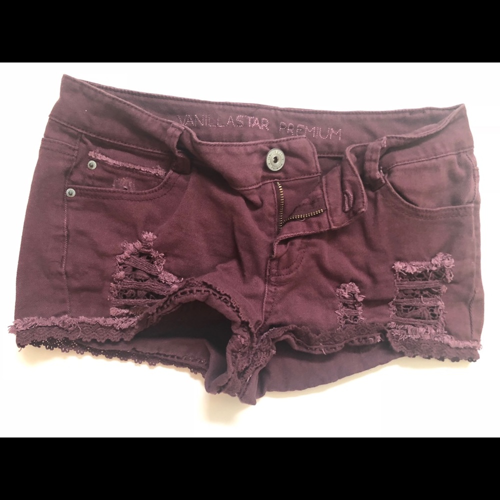 Distressed maroon shorts size 7